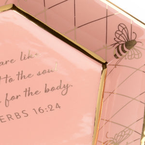 Chelsea House Honeycomb Bee Verse Plate - C