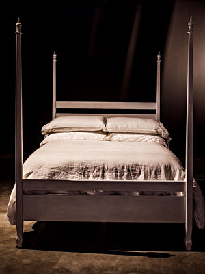 Noir Venice Bed, Queen, White Wash
